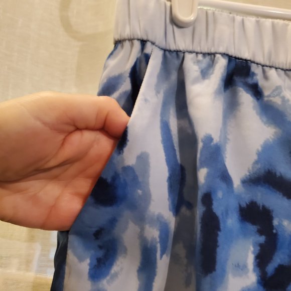 Chico's blue water color skirt - size 1 (medium) - Picture 2 of 3